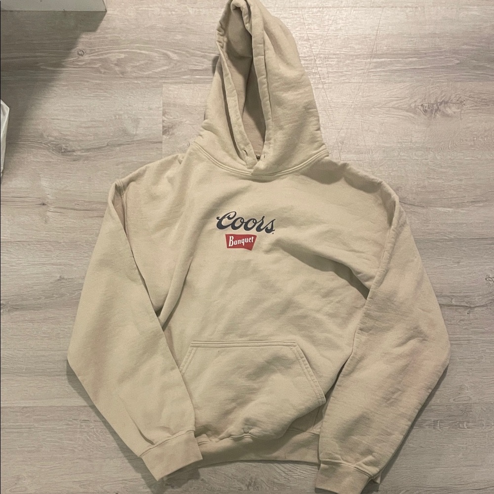 Coors Banquet Urban outfitters men’s medium hoodie beige